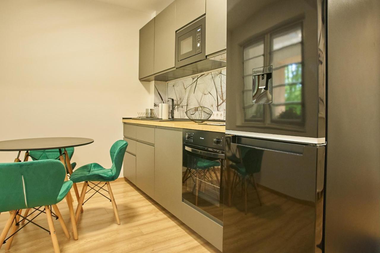 Apartment Sunlight Bronze -